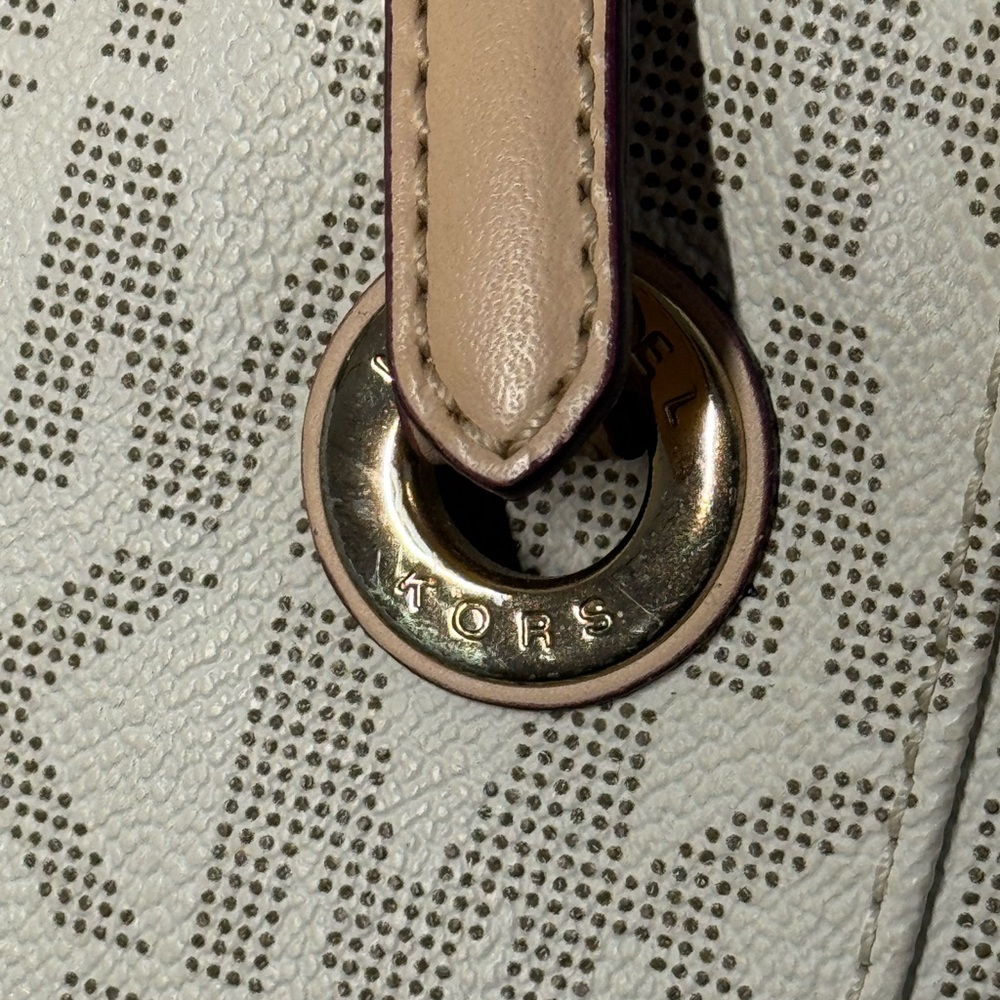 Michael Kors Light Beige MK Logo Tote with Beige Straps - Picture 12 of 13